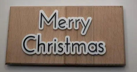 Holzschild „Merry Christmas“ – 3D Schrift in Schwarz mit weißer Kontur – Bild 6