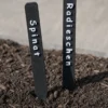 Detailaufnahme personalisierter Pflanzenstecker